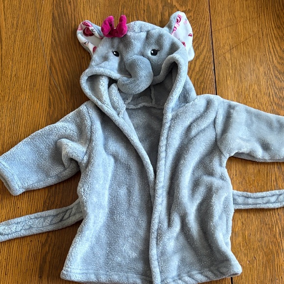 HB 0-9M Elephant Robe - Picture 2 of 5